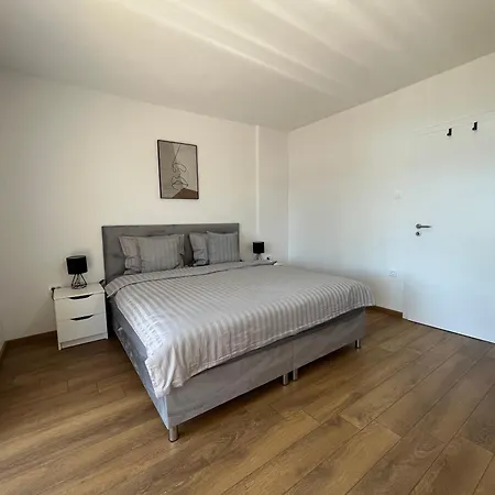 House Oliveglia Šilo